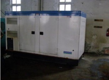姜堰康明斯150kw大型柴油二手发电机组 姜堰康明斯150kw大型柴油二手发电机组